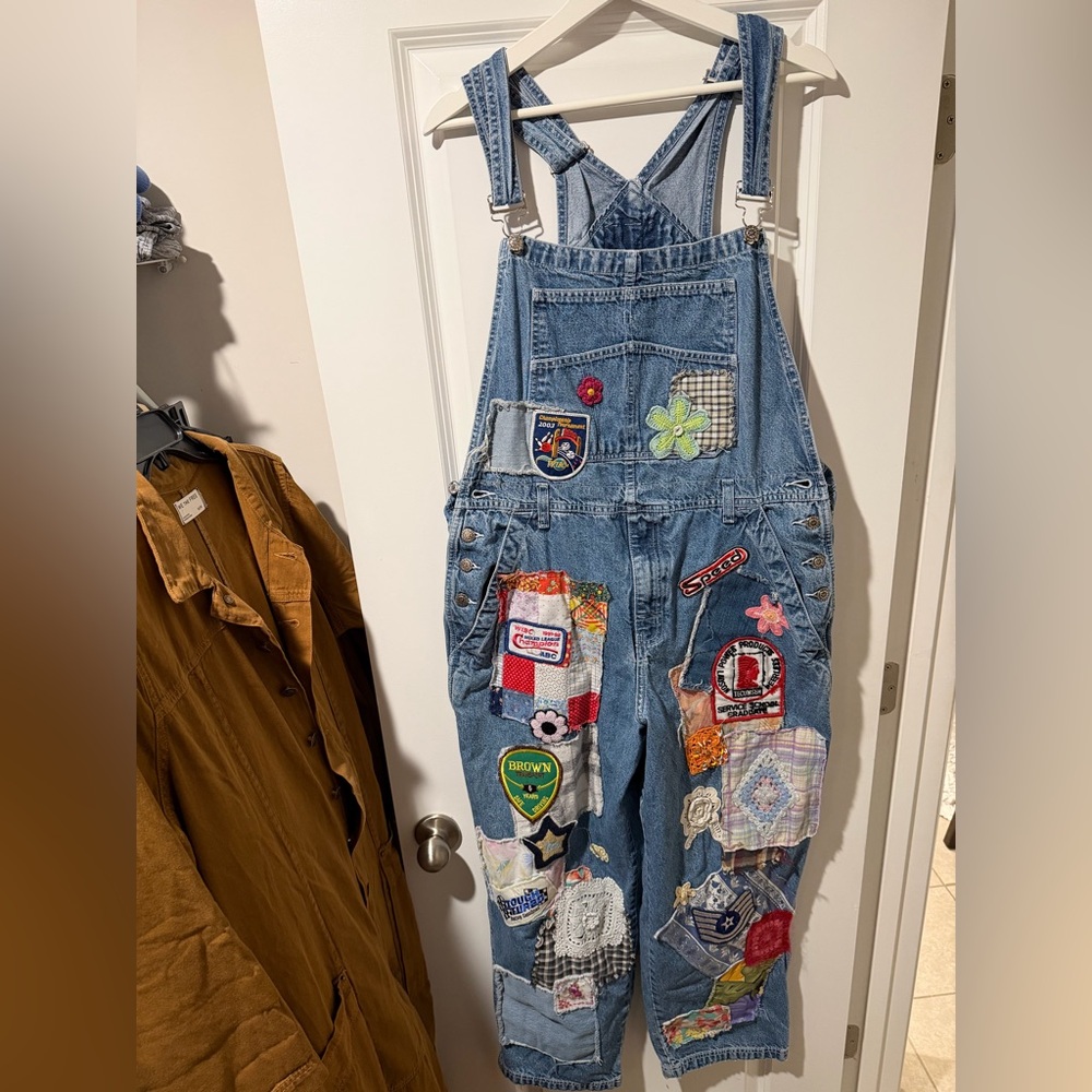 Riley Vintage Embroidered Denim Overalls with Patches 🔥🔥🔥 - Picture 3 of 5